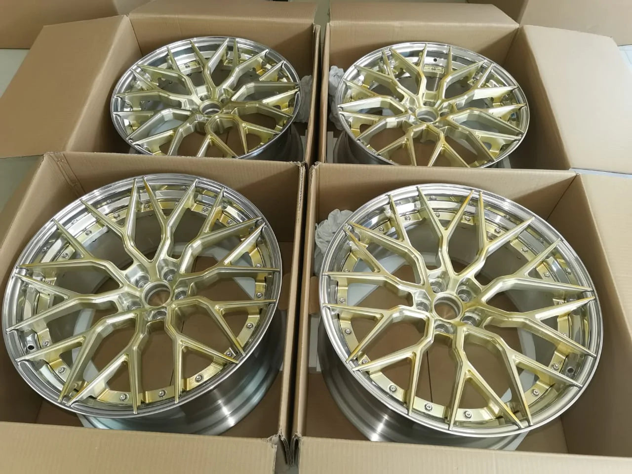 Custom 2-Piece Forged Wheel Set Brushed Gold and Polished Lip for Tesla