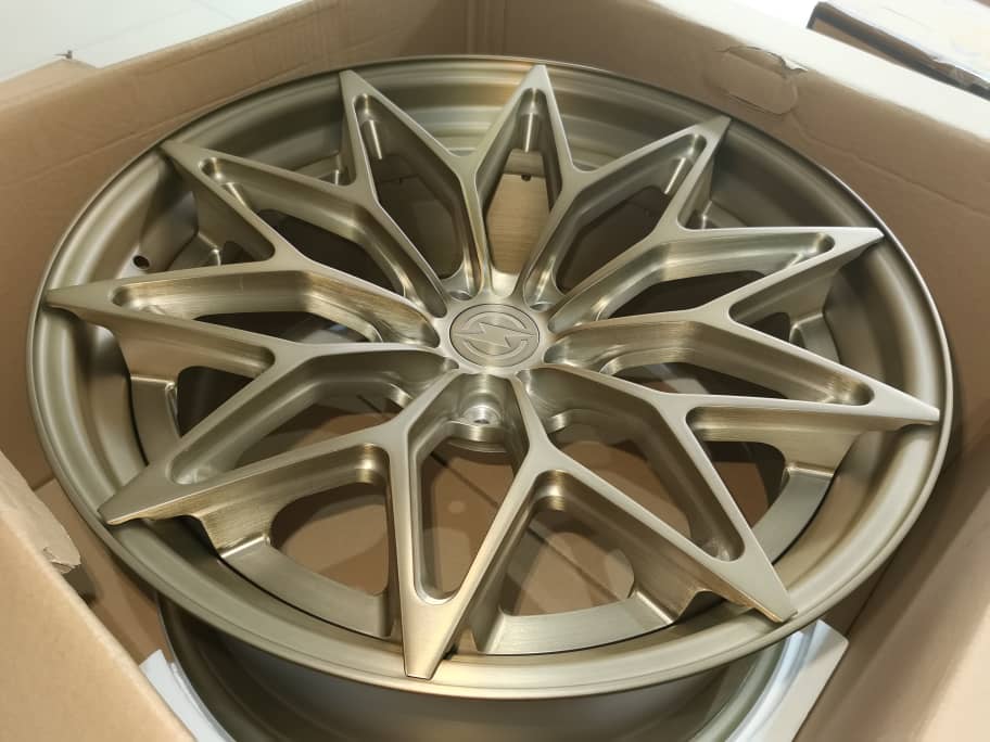 Custom 2-Piece Forged Wheel Brushed Champagne for Tesla Model Y